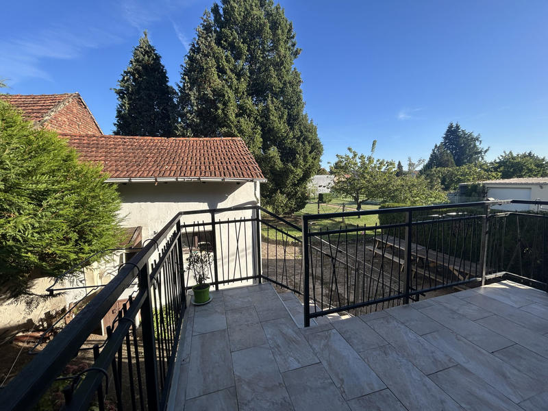 Maison - 177 m² - 8 pièces