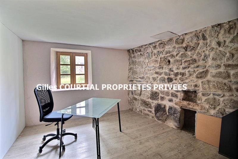 Corps de ferme - 240 m² - 7 pièces