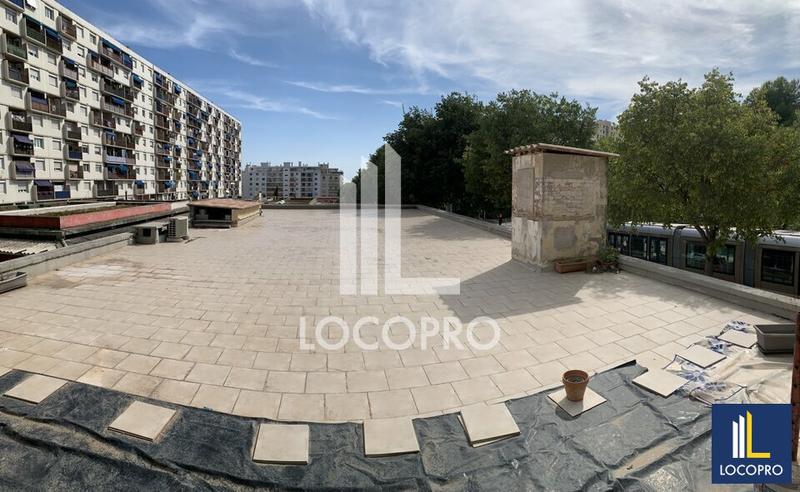 Local commercial - 464 m²