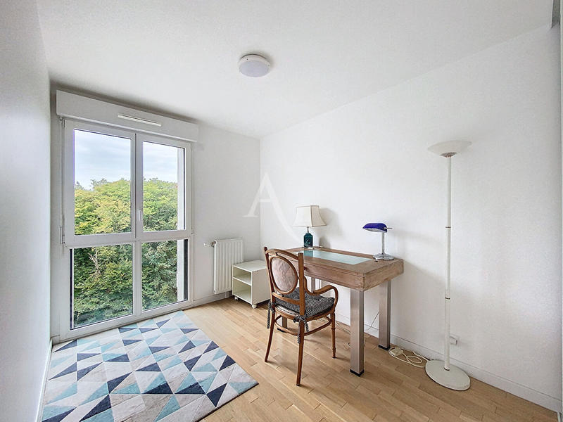 Appartement - 91 m² - 4 pièces