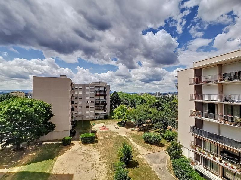 Appartement - 75 m² - 4 pièces