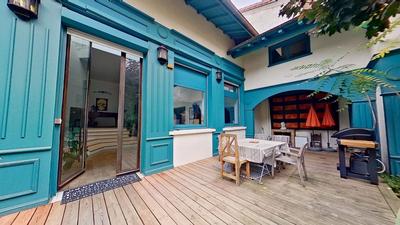 Maison de ville - 200 m² - 5 pièces