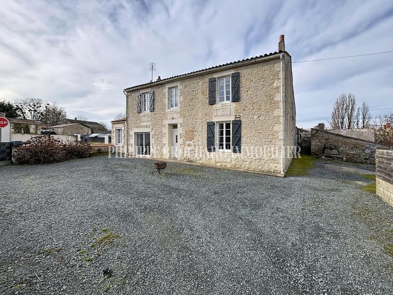 Maison ancienne - 135 m² - 6 pièces