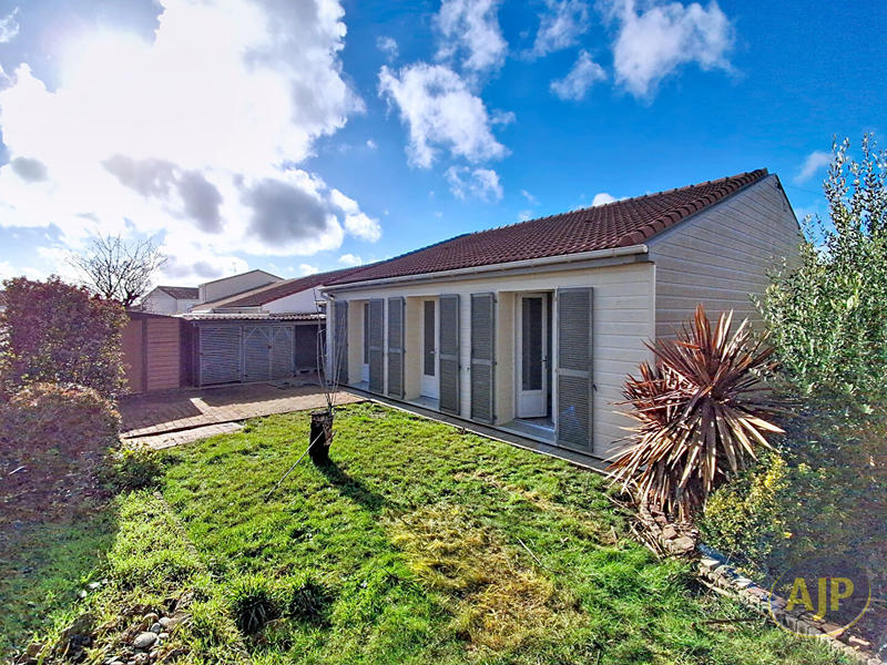 Maison - 82 m² - 4 pièces