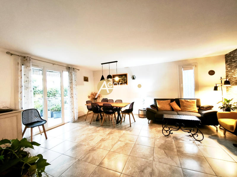 Maison - 136 m² - 5 pièces