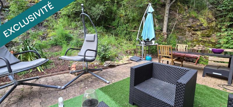 Local commercial - 1 005 m² - 35 pièces