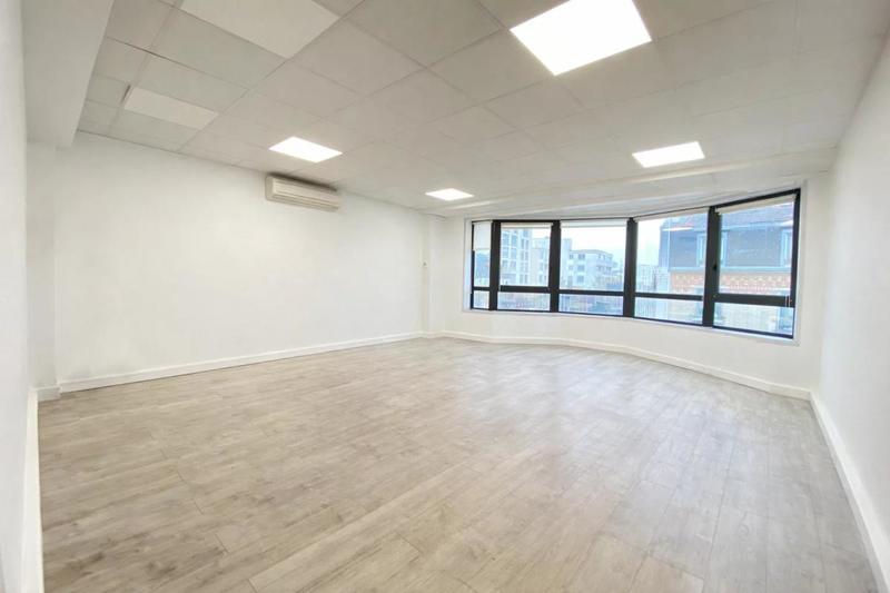 Bureau - 167 m²