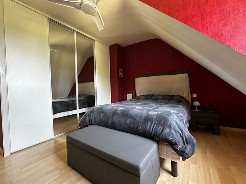 Maison - 182 m² - 6 pièces