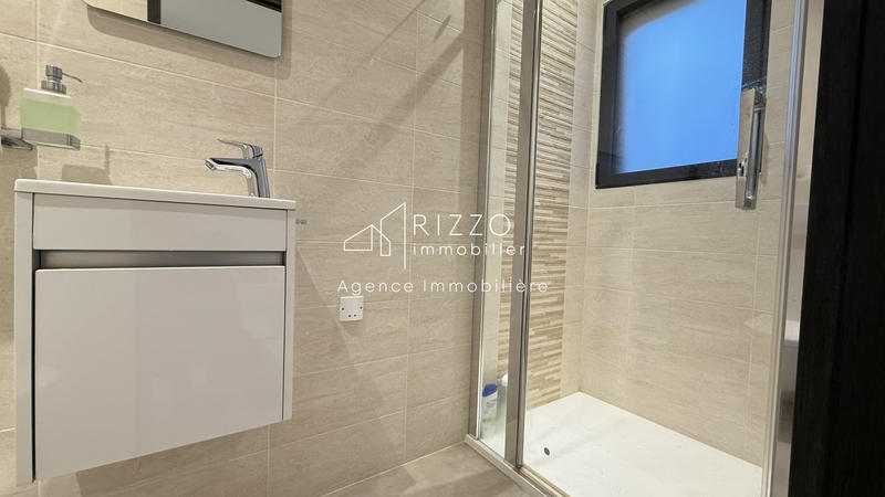 Maison - 138 m² - 5 pièces