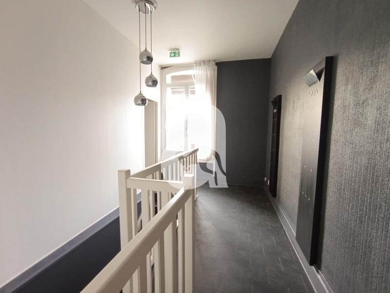 Local commercial - 109 m²