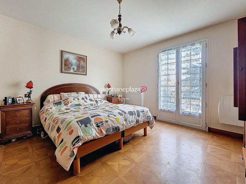 Maison - 176 m² - 6 pièces