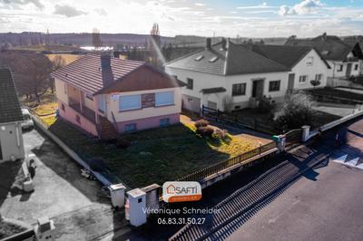 Maison - 110 m² - 4 pièces