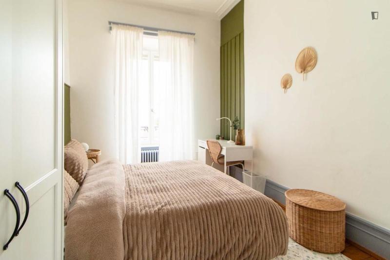 Chambre - 27 m² - 6 pièces