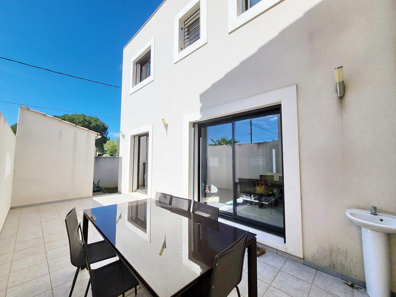 Maison - 111 m² - 5 pièces