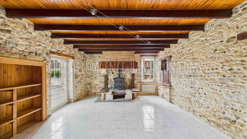 Maison - 260 m² - 12 pièces