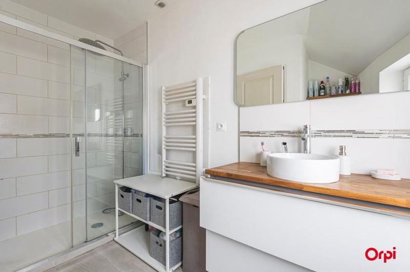 Maison - 111 m² - 4 pièces