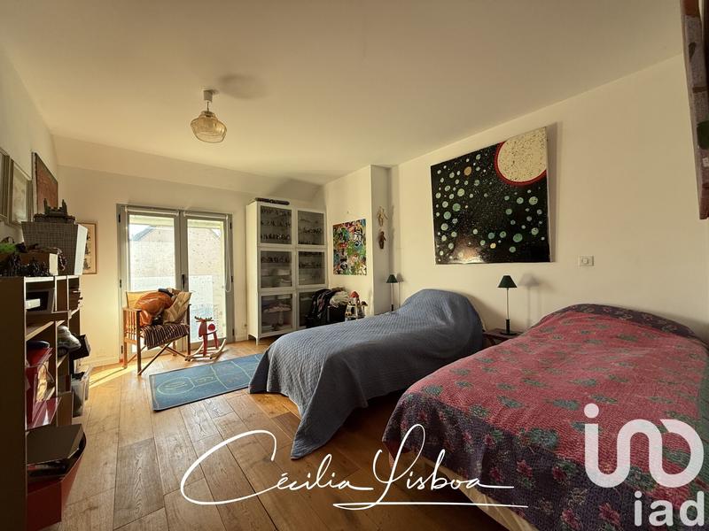 Maison - 257 m² - 5 pièces