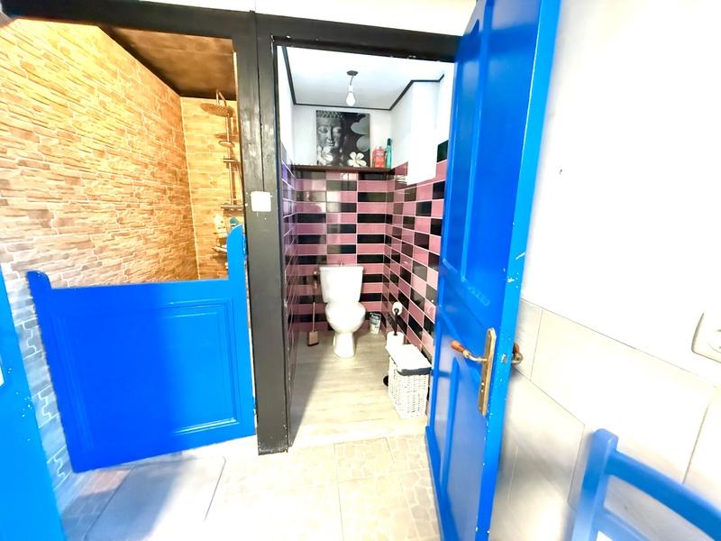 Maison - 353 m² - 12 pièces