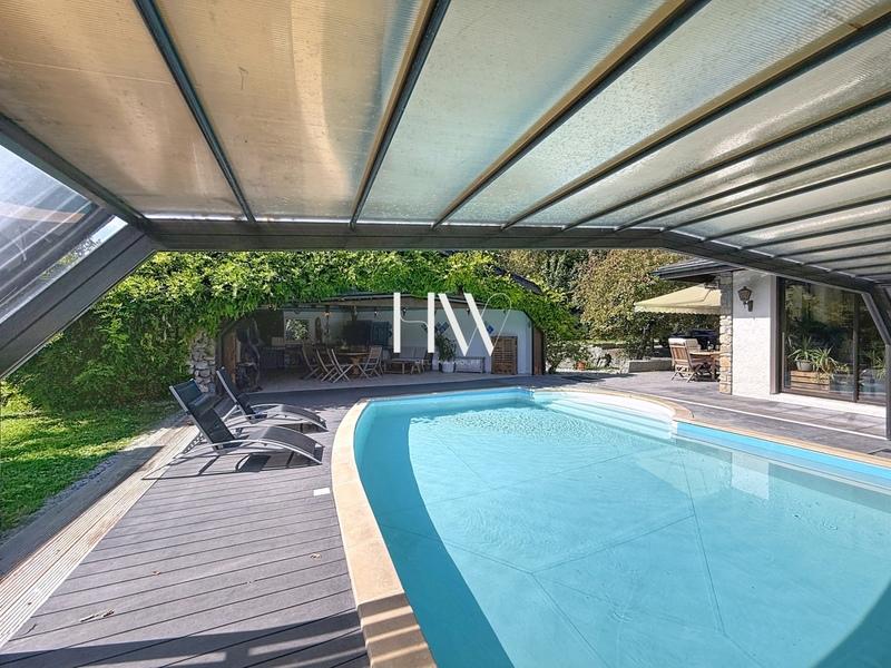 Maison en pierre - 310 m² - 10 pièces