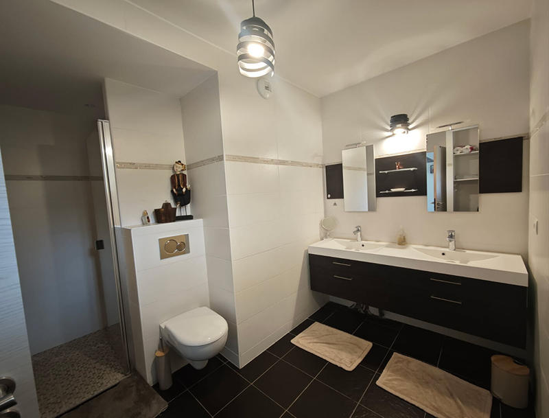 Appartement - 136 m² - 4 pièces