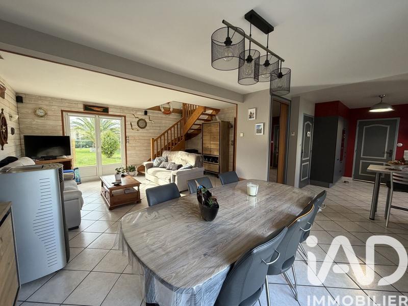 Maison - 105 m² - 5 pièces