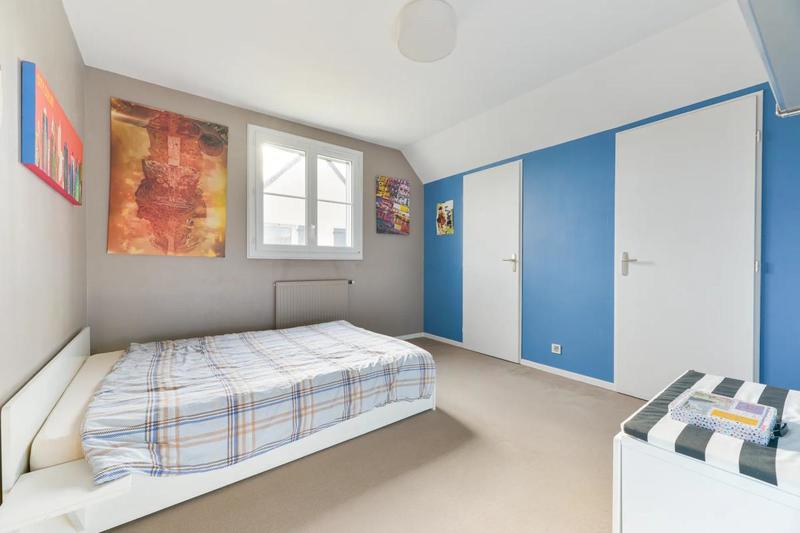 Maison - 169 m² - 7 pièces