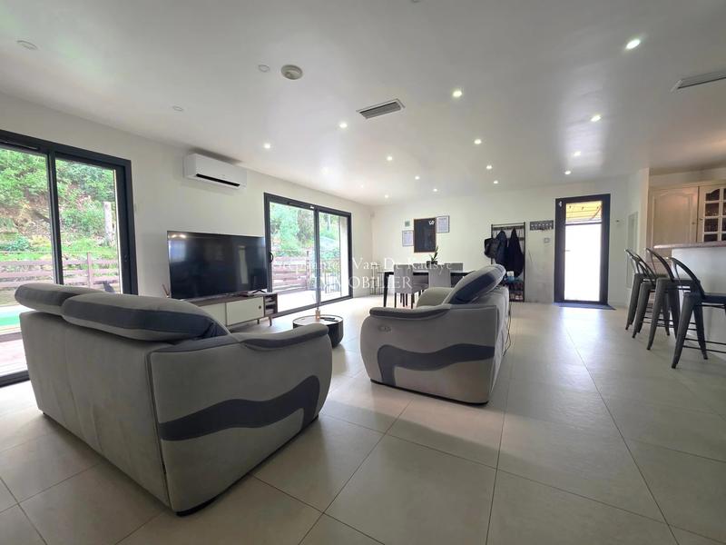 Villa - 126 m² - 5 pièces