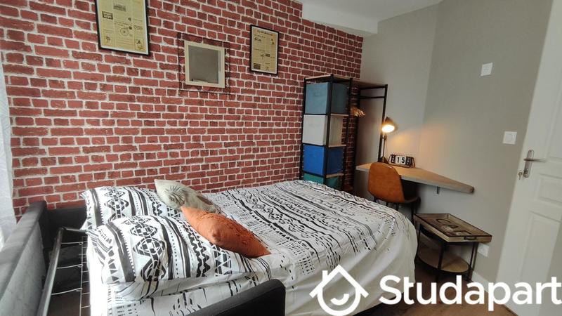 Chambre - 12 m² - 1 pièce