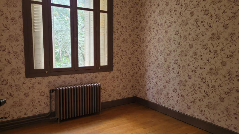 Maison - 215 m² - 8 pièces