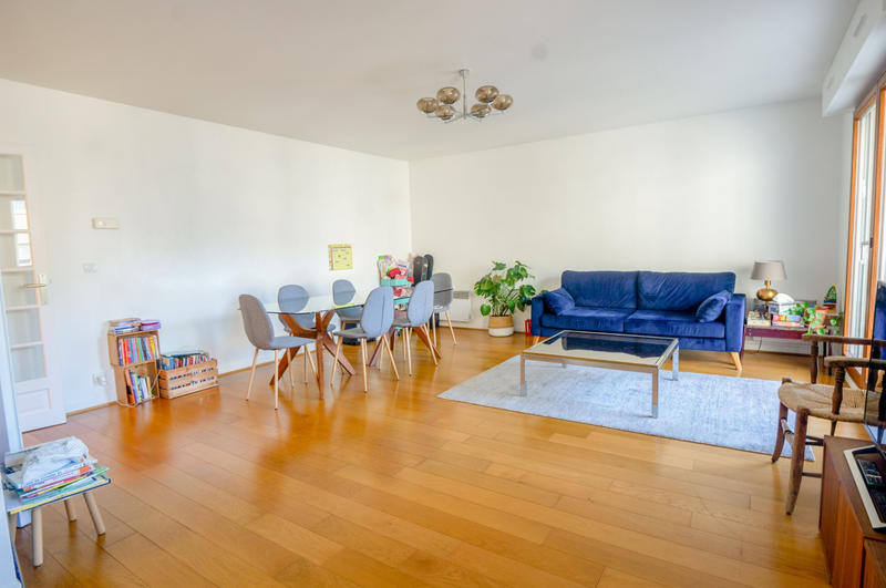 Appartement - 83 m² - 4 pièces