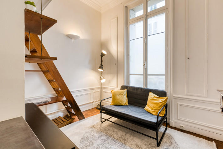 Studio - 14 m² - 1 pièce