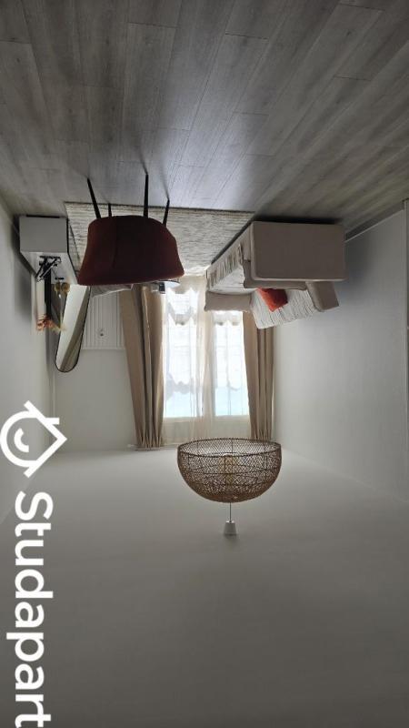 Chambre - 11 m² - 1 pièce