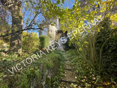 Maison de maîtres - 188 m² - 10 pièces