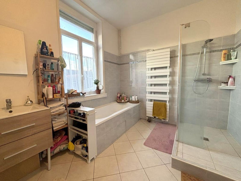 Maison - 107 m² - 4 pièces