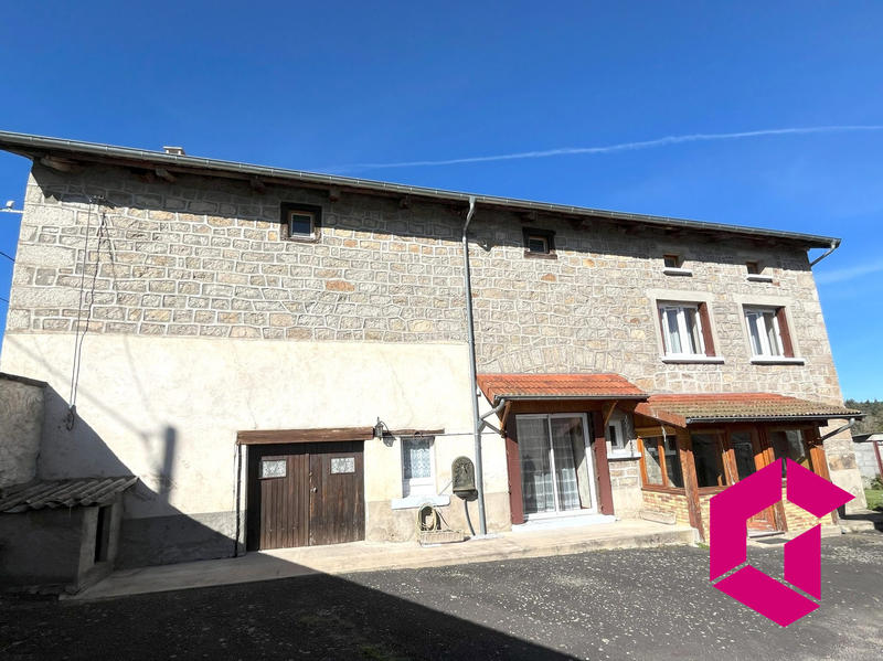 Maison ancienne - 138 m² - 7 pièces