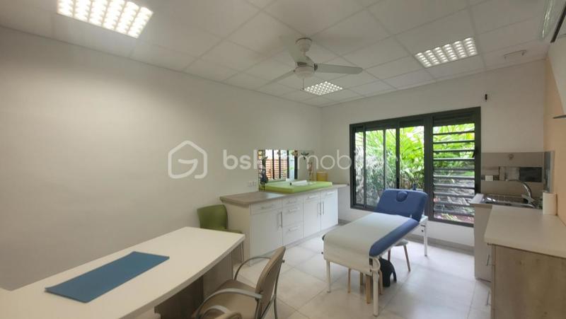 Bureau - 155 m² - 5 pièces