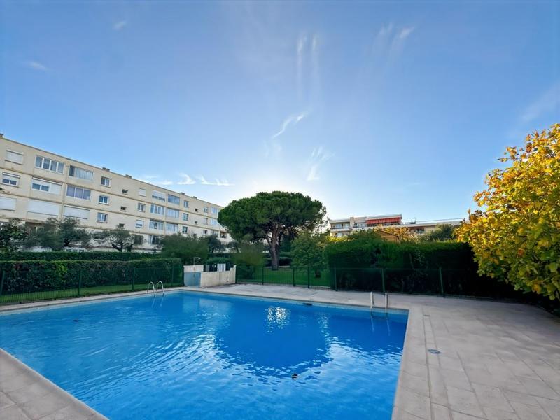 Appartement - 45 m² - 2 pièces