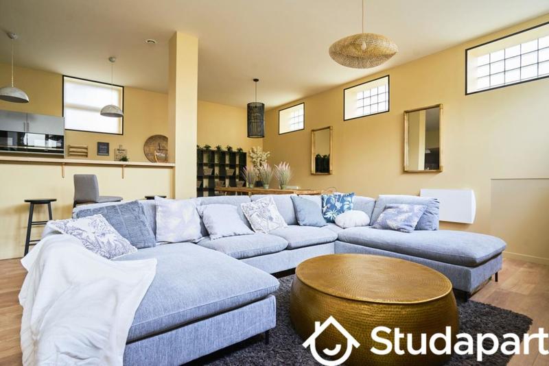 Chambre - 12 m² - 1 pièce