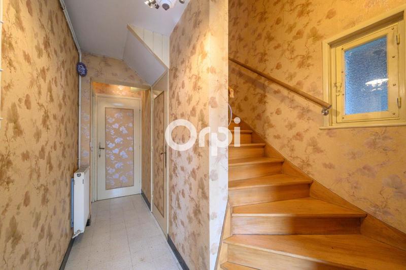 Maison - 94 m² - 5 pièces