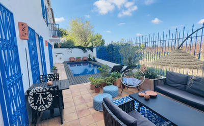 Mas - 298 m² - 5 pièces