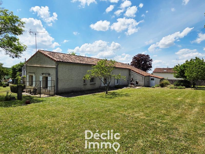 Maison - 265 m² - 12 pièces