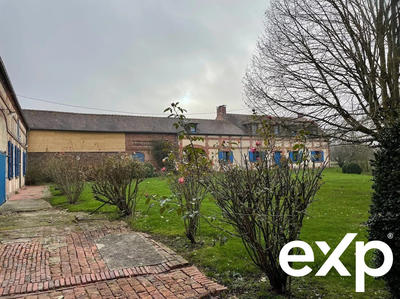 Maison - 845 m² - 12 pièces