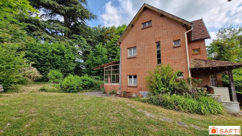 Maison - 170 m² - 9 pièces