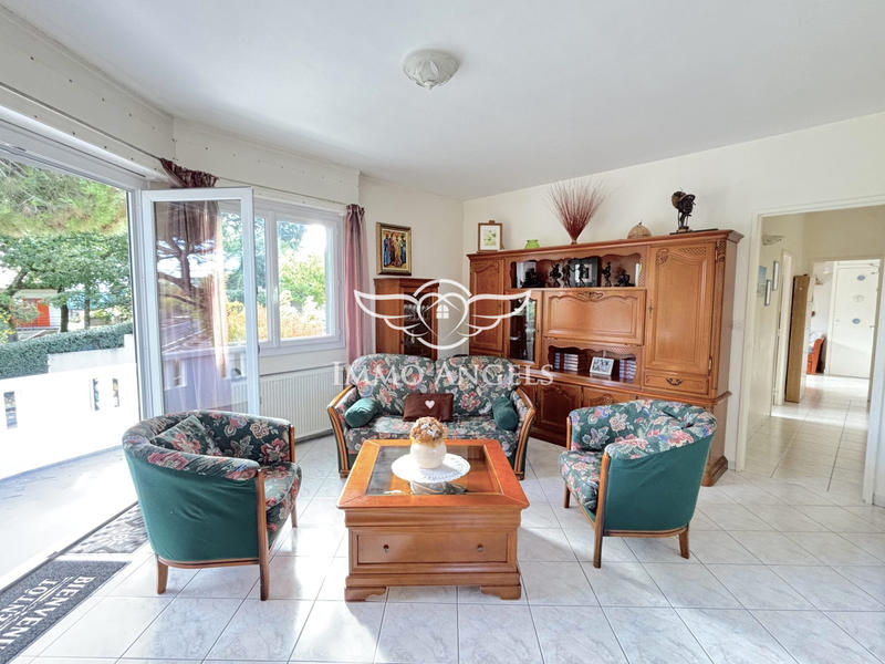 Maison - 153 m² - 8 pièces