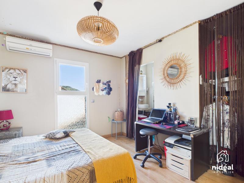 Villa - 150 m² - 4 pièces