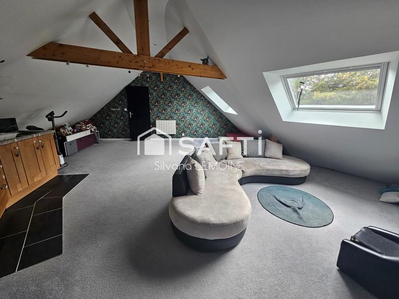 Maison - 205 m² - 8 pièces