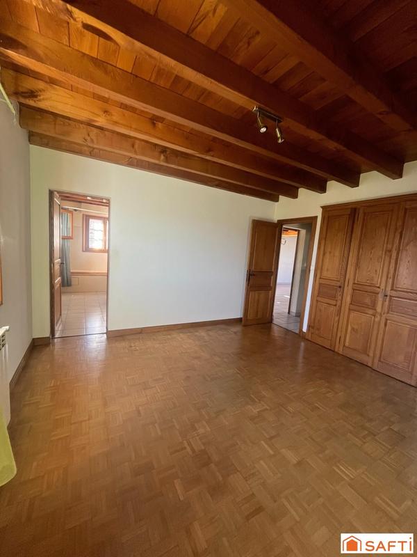 Maison - 157 m² - 4 pièces