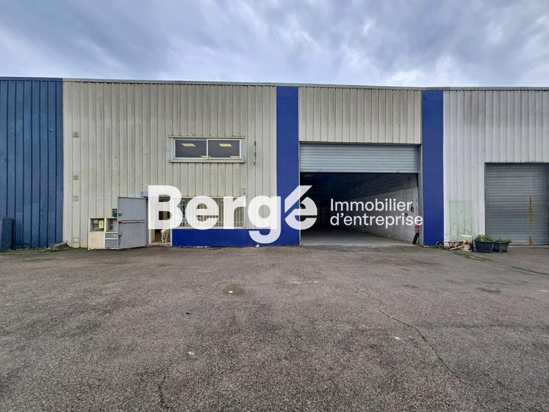 Entrepôt - 565 m²