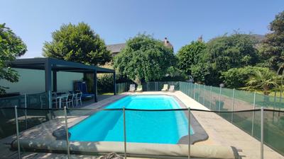 Maison - 200 m² - 7 pièces