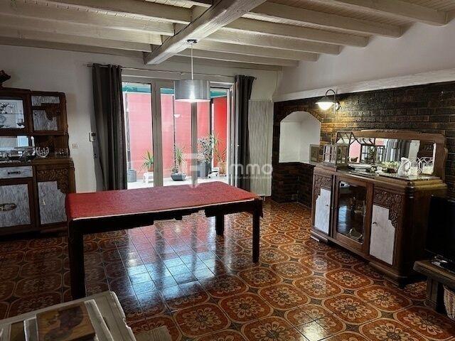 Immeuble - 176 m² - 7 pièces